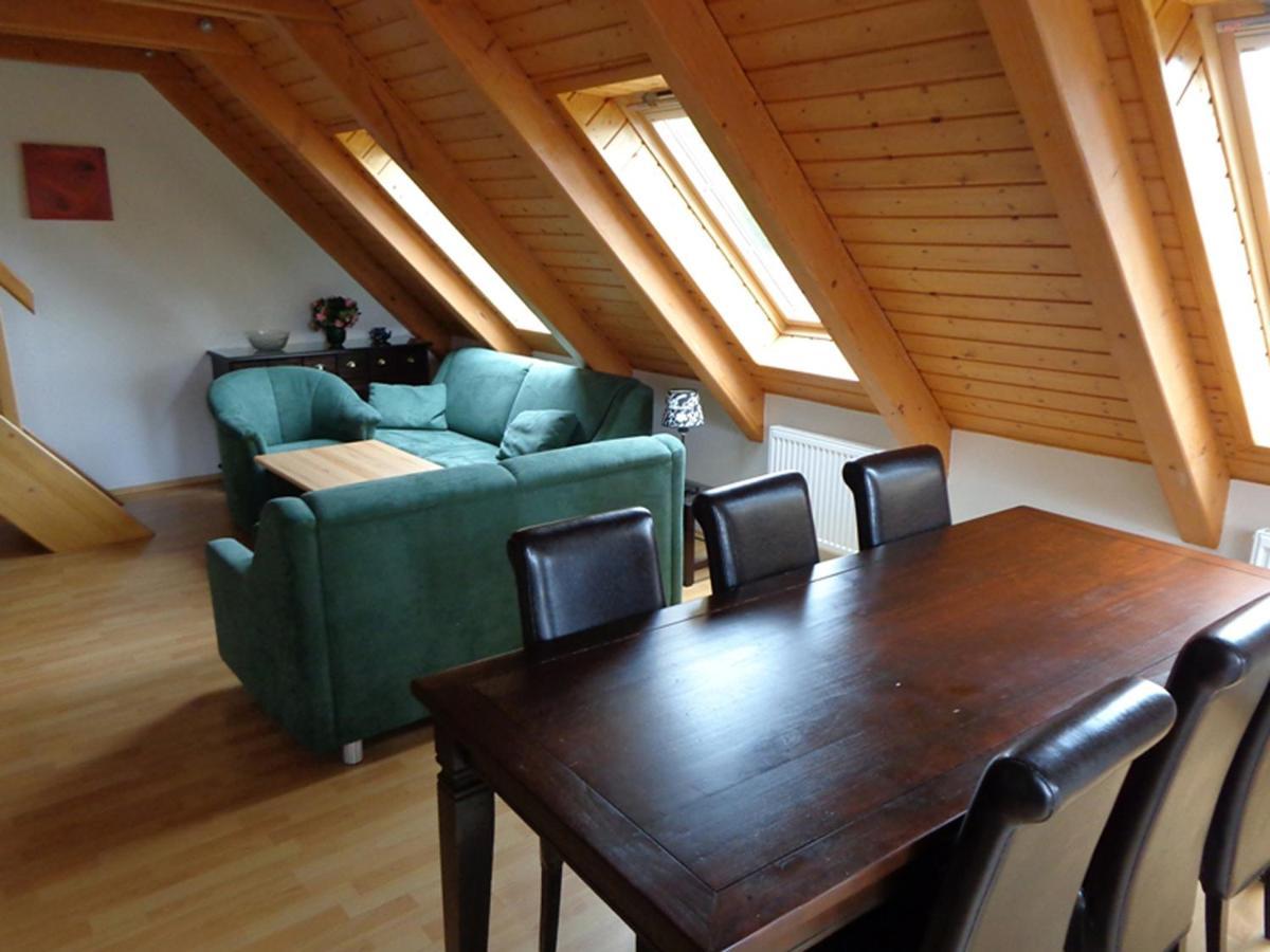 Lipno Lake Apartment リプノ・ナト・ヴルタヴォウ エクステリア 写真