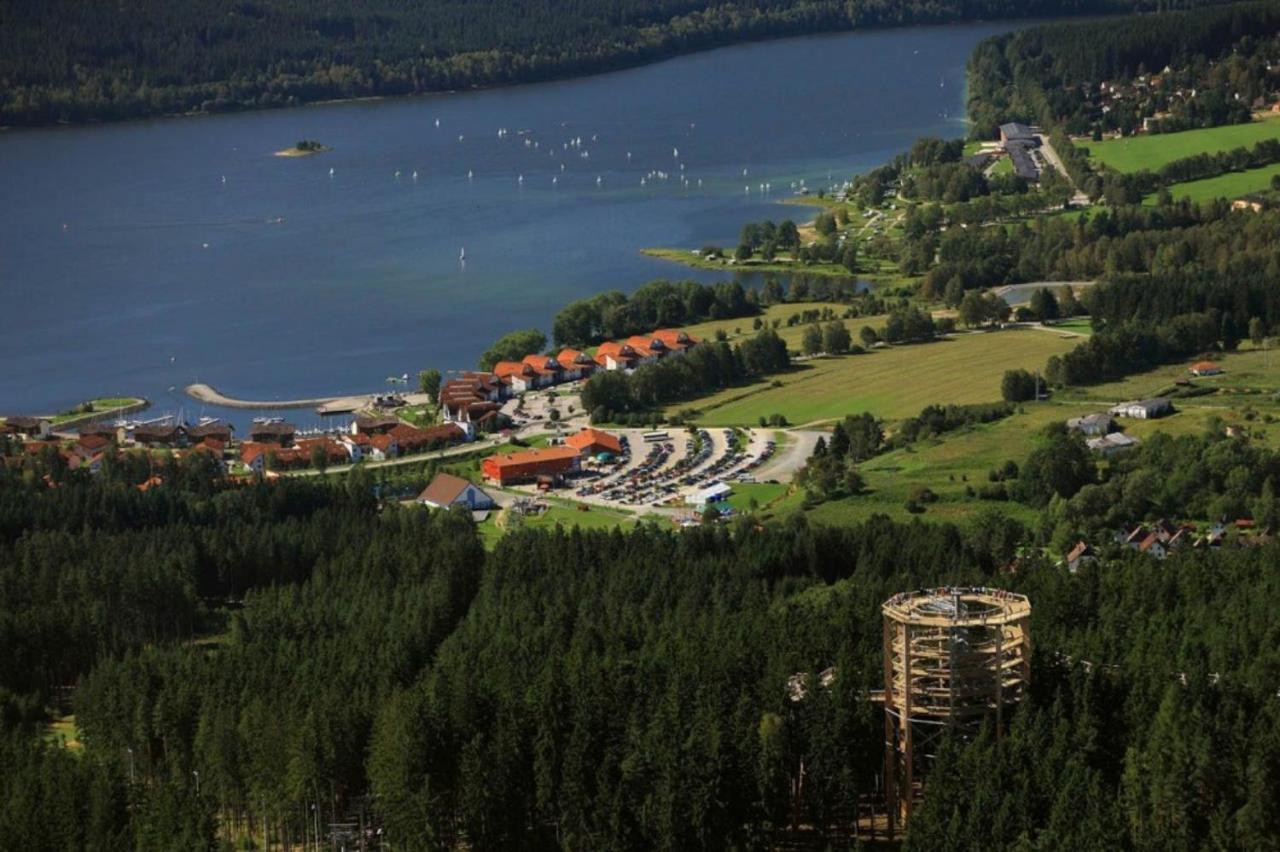 Lipno Lake Apartment リプノ・ナト・ヴルタヴォウ エクステリア 写真